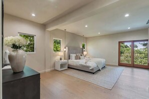 4 bedrooms, iron/ironing board, WiFi, bed sheets - Casa Eleanora by Oraklus (Beverly Hills)