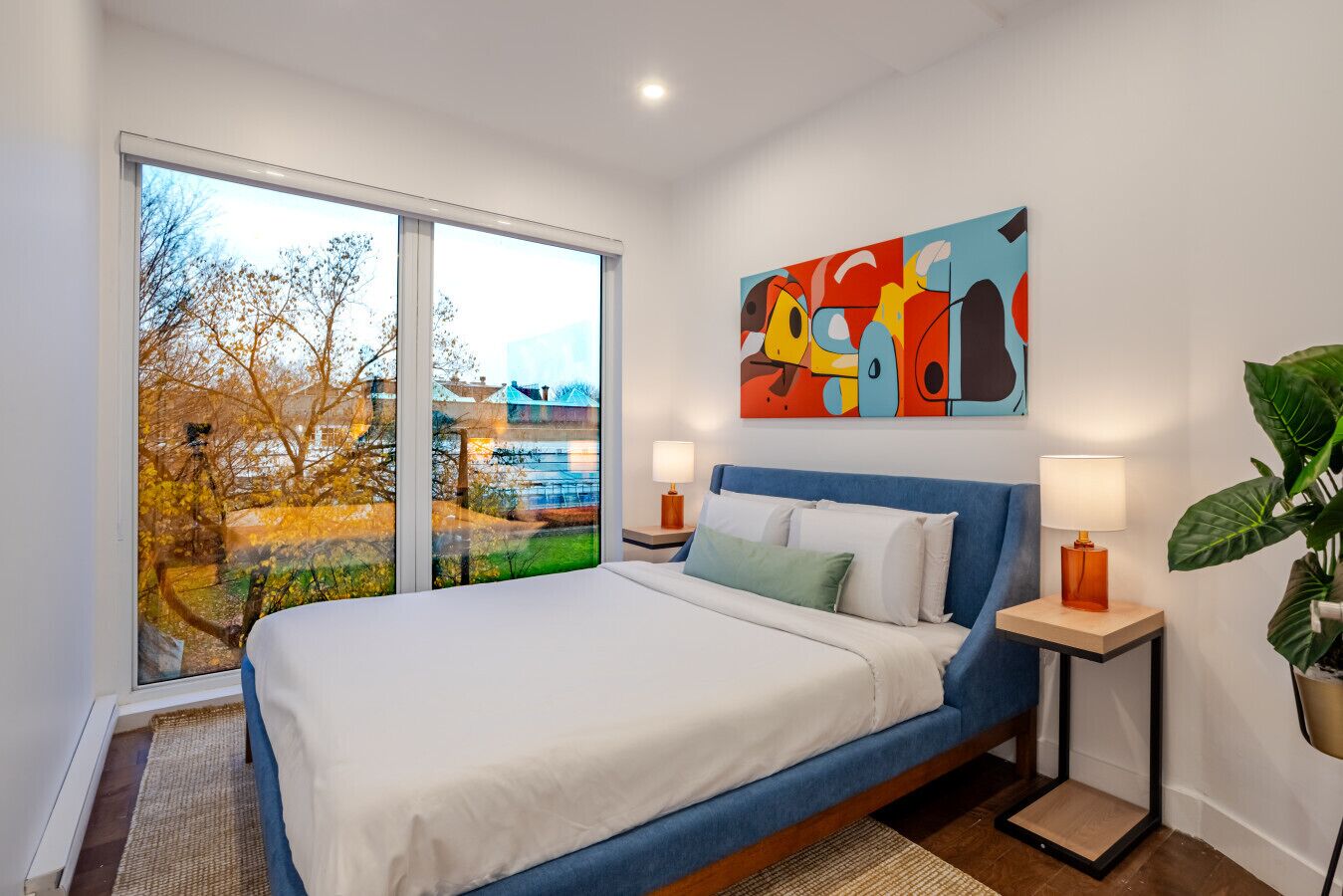 4 bedrooms, iron/ironing board, WiFi