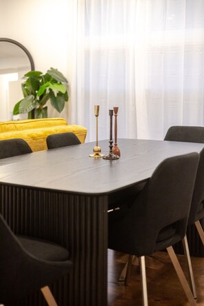 Dining - Stylish Retreat Near Crescent & Sainte-Catherine (Montreal)