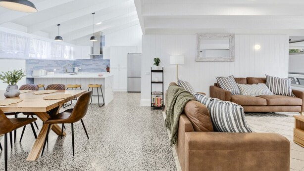 Unclassified image, 1 of 22, button - Retreat on Hitchcock; 3 bedroom, 2 bathroom, pet friendly, central Barwon Heads w Parking (Barwon Heads)