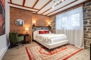 Ferros/tábuas de passar roupa, Wi-Fi, roupa de cama