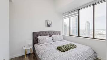 2 bedrooms, WiFi, bed sheets, wheelchair access