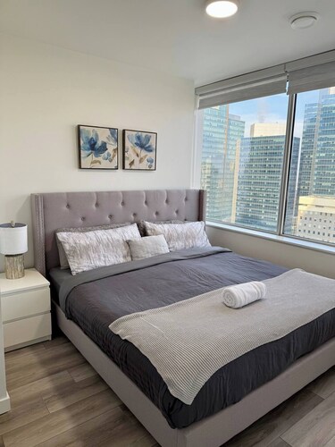 Executive Luxe Suite King Bed