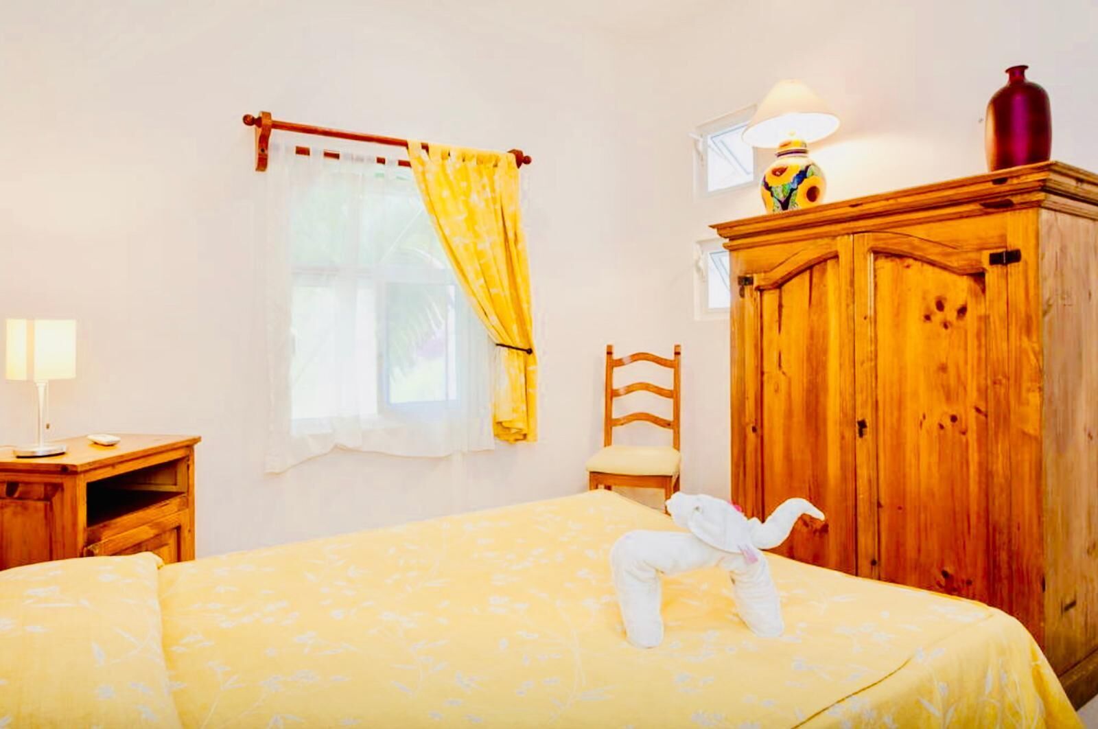 2 quartos, Wi-Fi de cortesia, roupa de cama