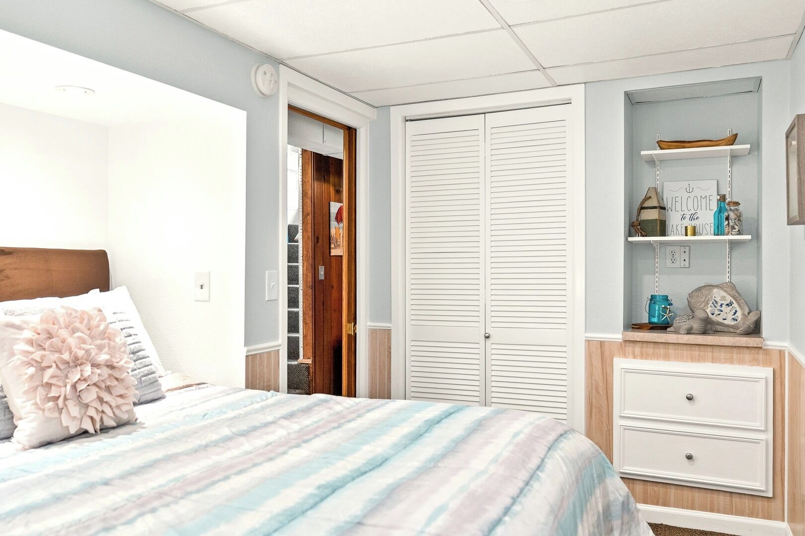 6 chambres, fer et planche à repasser, lit parapluie, Wi-Fi gratuit