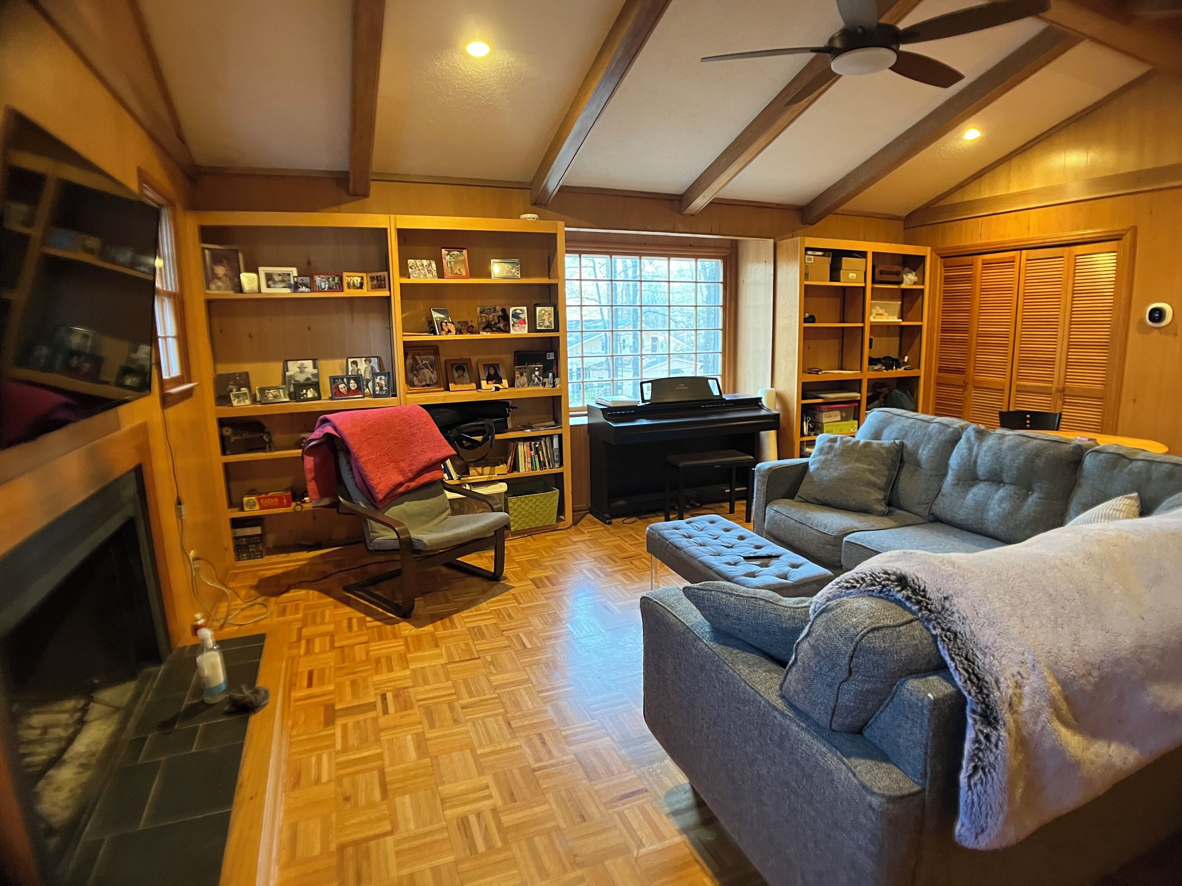 Smart-TV, videospill og bordtennis