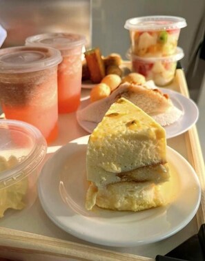 Tägliches inbegriffenes großes Frühstück