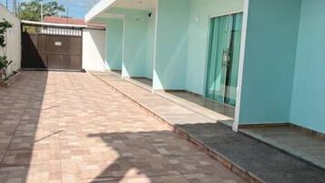 Khuôn viên nơi lưu trú