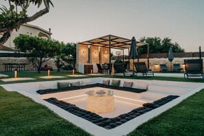 Terrace/patio - Villa Lithi-Stylish Villa with Private Pool (Erfi)