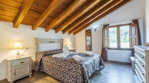 7 bedrooms, iron/ironing board, WiFi, bed sheets - Almoguer Rural Complex (Frailes)