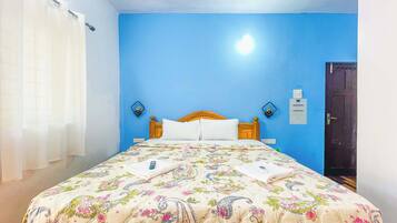 1 camera, ferro/asse da stiro, Wi-Fi, lenzuola