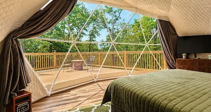 Private Forest Dome with Hot Tub, Fire Pit & King Bed