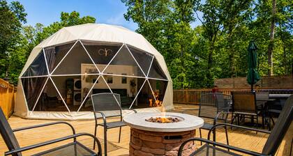 Private Forest Dome with Hot Tub, Fire Pit & King Bed