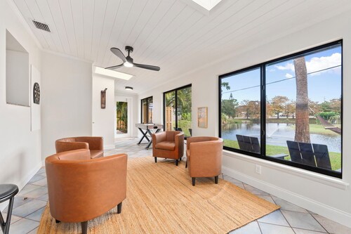 The Flamingo House: Pool, Hot tub, Game Room