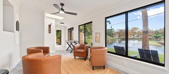 The Flamingo House: Pool, Hot tub, Game Room