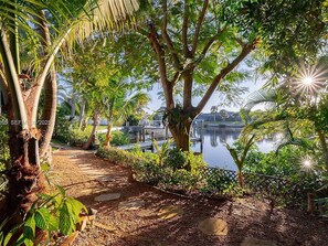 Property grounds - Waterfront • Pool • HotTub • Kayaks • Firepit (Palm City)