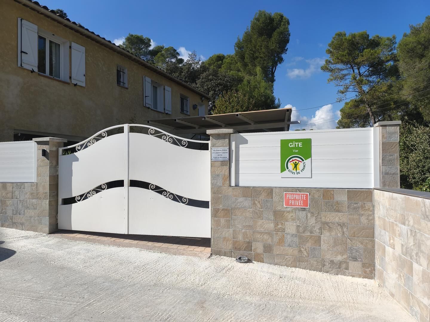 Enceinte de l’hébergement