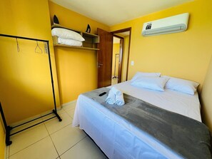 2 bedrooms, free WiFi - Apto w/ Balcony Beachfront in Boa Viagem Cpf0902 (Recife)