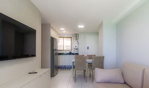 Basic Apartment | Living area - Apto w/ Balcony Beachfront in Boa Viagem Cpf0902 (Recife)