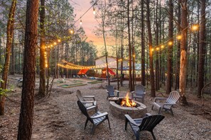 Property grounds - Heated Pool, Mini Golf, HotTub, FirePit, Sleeps 14 (Broken Bow)