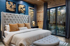 4 Schlafzimmer, Schreibtisch, Bügeleisen/Bügelbrett, Reisekinderbett