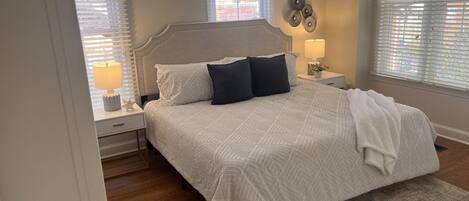 Fer et planche Ă repasser, Wi-Fi, draps fournis