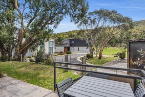 تناول الطعام بالخارج