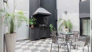 Outdoor dining - MOT Rentals + SantaFe 5164 - 3 Bd Pool & BBQ Palermo Hollywood (Buenos Aires)