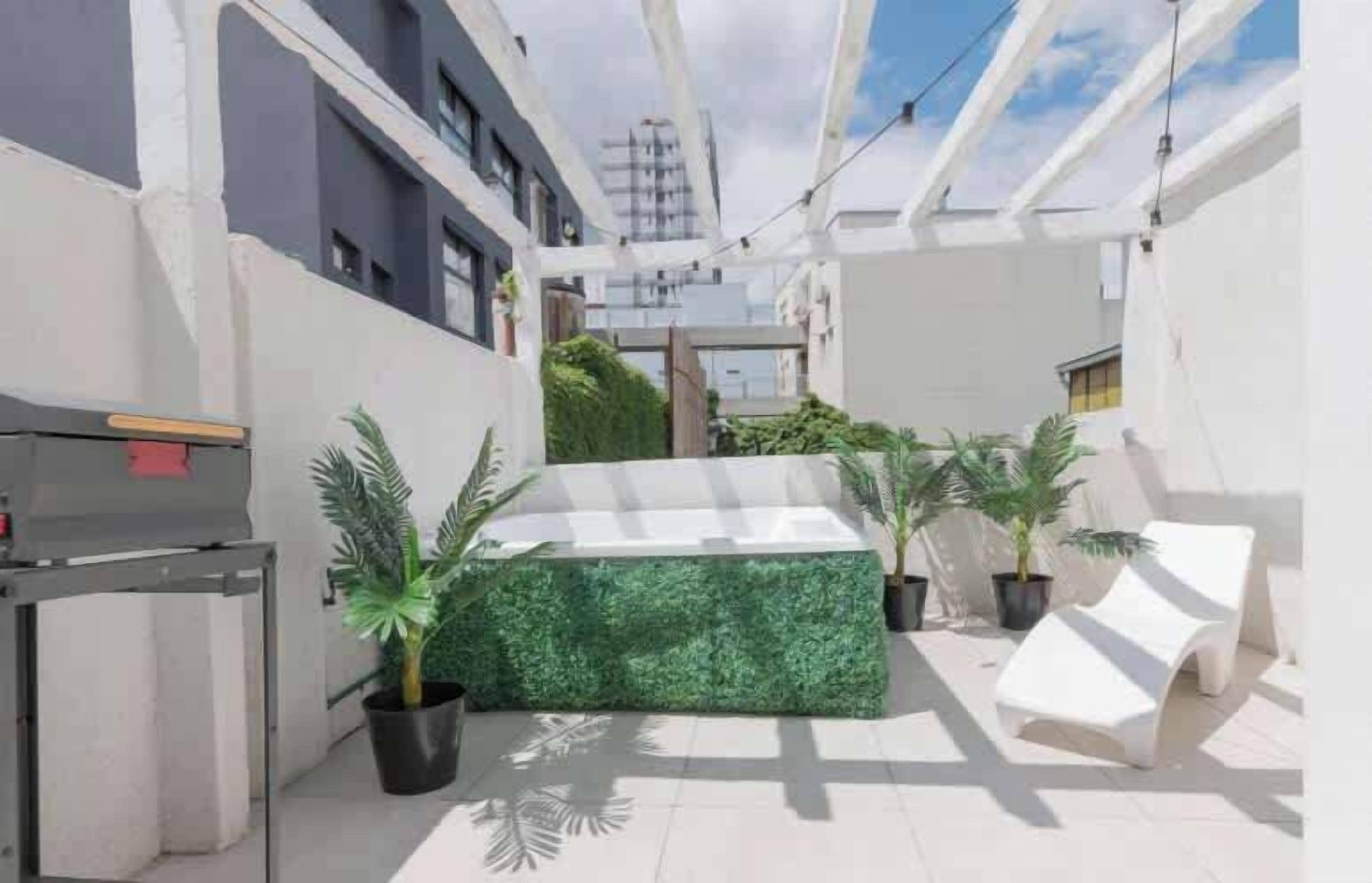 Bañera de hidromasaje exterior