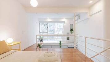 1 quarto, escrivaninha, ferros/tábuas de passar roupa, Wi-Fi