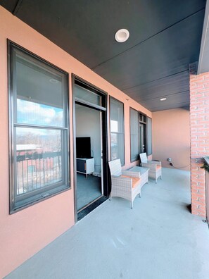 Terrace/patio - Arkansas River Condo / Downtown / 2 Balconies (Salida)