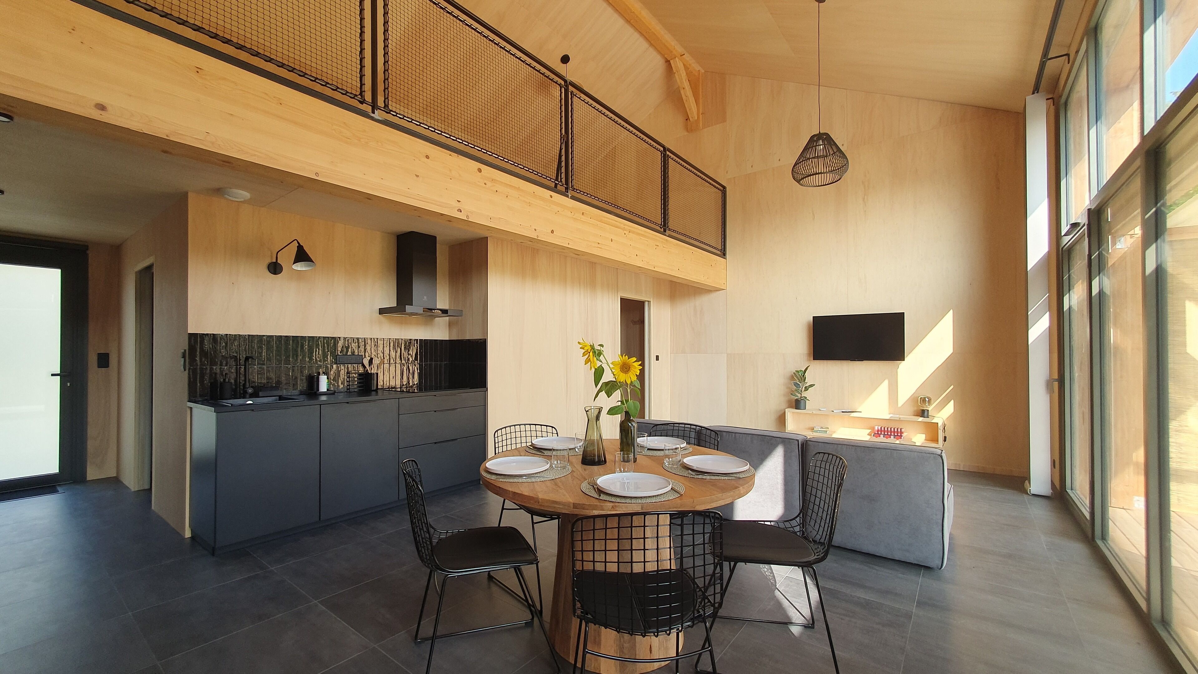 Loft, 2 Bedrooms, Valley View