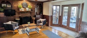 Spacious 4-bedroom house in a prized location in  Louisville