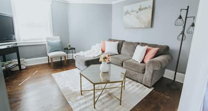 15 Mins Walk to Riverwalk, Brooklyn Arts Home!