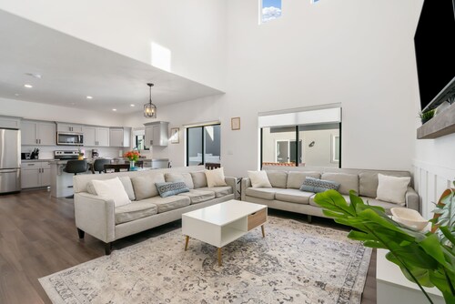 Cottage Home in Private Neighborhood - Clubhouse