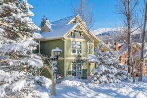 Exterior - Tremblant Prestige - Les Eaux 221-3 (Mont-Tremblant)