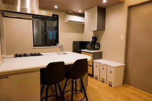 Quadruple Room, Non Smoking, Balcony | Private kitchen