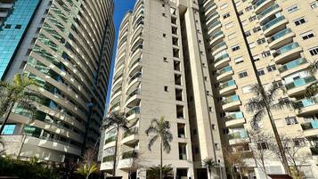Apartment | Bahagian luar