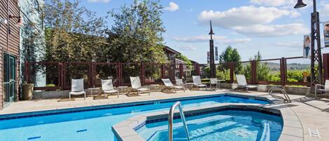 Piscine couverte, piscine chauffée