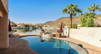 Spectacular Lake House Retreat