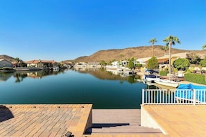 Marina - Spectacular Lake House Retreat (Glendale)