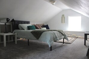 3 bedrooms, free WiFi, bed sheets - Cardinal Nest/Near BSU (Muncie)