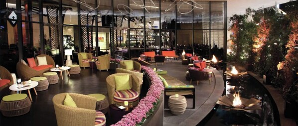 Deluxe Studio, City View | Terrace/patio - Vdara Studio (Las Vegas)