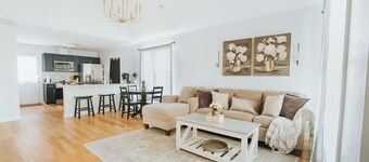 2 Min Ride to Downtown, Stylish Spacious 3 BR Home