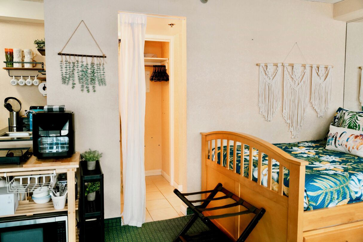 Fer et planche à repasser, Wi-Fi, literie fournie