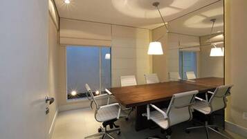 Apartment | Meeting facility