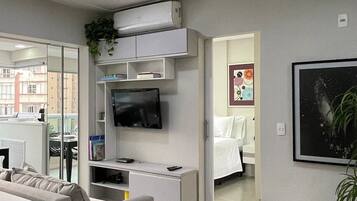 Apartament | Planxa i posts de planxar i wifi gratuïta