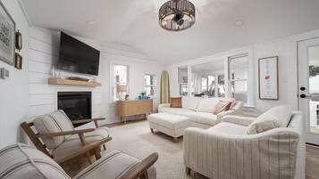 Smart TV, fireplace, books