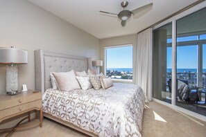 Desk, free WiFi, bed sheets - 3BR - Waterfront Condo - Coral Crest (Fort Myers Beach)