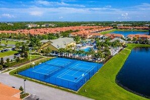 Sports court - Four Bedroom Private Pool Townhome, near Disney, on Resort with no resort fee! (Kissimmee)